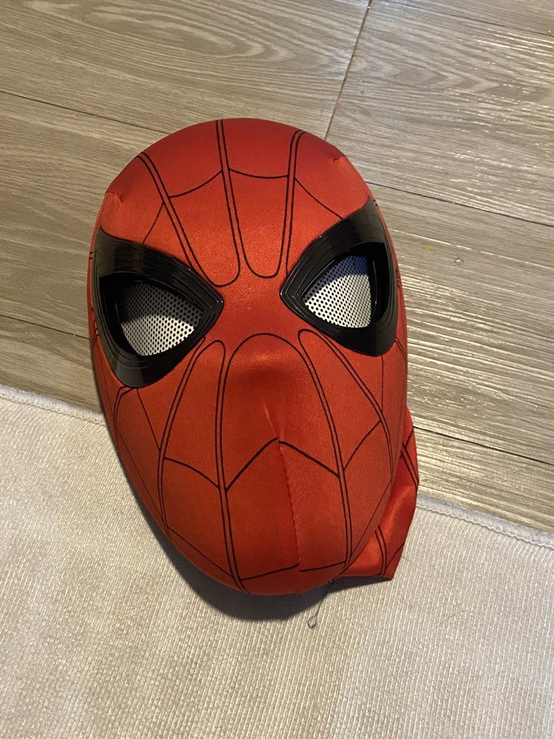 [RARE] Blinking Spiderman Mask (Category: Vintage Collectibles) located in Manila. Submitted by j.closet_ (Listing ID 1469849266, Image 2). Description: Used once for Spiderman Movie Premiere .