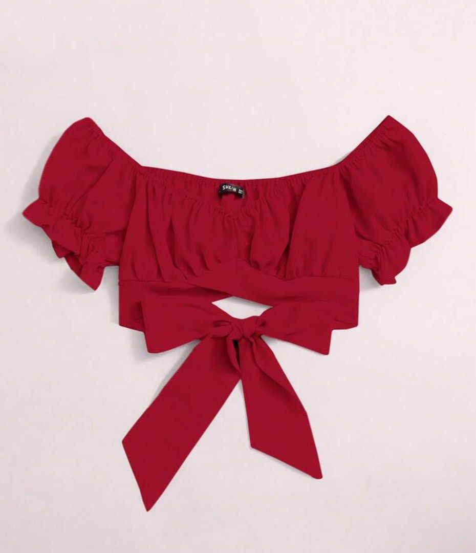 Red crop top (Category: Others Tops) located in Dasmarinas. Submitted by three_eleven.mnl (Listing ID 1469869239, Image 3). Description: - Shipping via J&T or same day delivery couriers. - Pick up: Salawag, Dasmariñas City, Cavite or BGC.