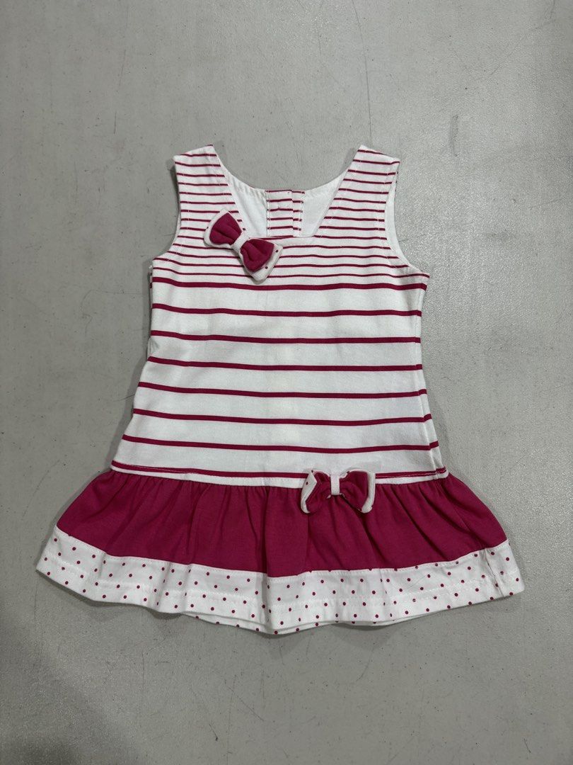 Red dress (Category: Babies & Kids Fashion) located in Mandaluyong City. Submitted by lovely_things_ph (Listing ID 1469874523, Image 2). Description: .