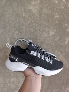 (Category: ) located in . Submitted by soleseekerph (Listing ID 1469902287, Image 1). Description: .
