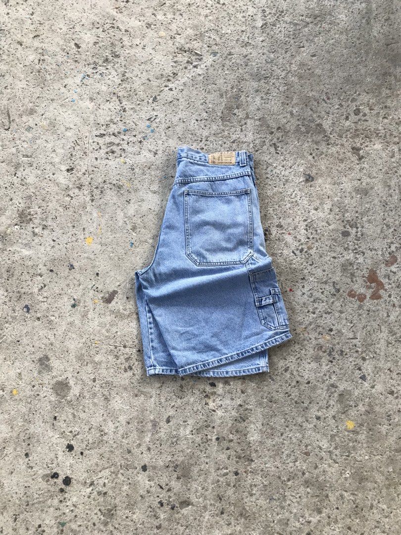 Results jeans work wear big pocket (Category: Shorts) located in Talisay. Submitted by abneralamo (Listing ID 1469878568, Image 2). Description: Results jeans work wear big pocket Size 34.