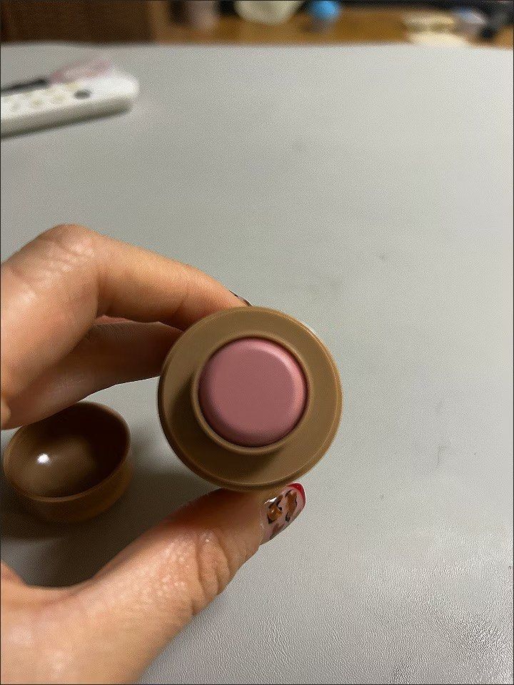 Rhode Pocket Blush Piggy (Category: Makeup) located in Manila. Submitted by bbg.eii_ (Listing ID 1469804504, Image 1). Description: ‼️PLEASE TAKE TIME TO READ‼️ - rfs: shade is too muted for me - never been used/swatched - Guaranteed authentic - pasabuy from US - price is still negotiable just dm me .