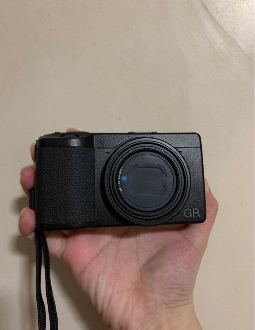 Ricoh GR III HDF Camera (Category: Cameras) located in Mandaluyong City. Submitted by chiero_sells (Listing ID 1469759406, Image 1). Description: - Model: Ricoh GR III (Black) - Shutter Count: Only 2,990 shots (very low usage) Rfs: will upgrade to ricoh gr iv Meetup: lightmall, edsa shang, trinoma .