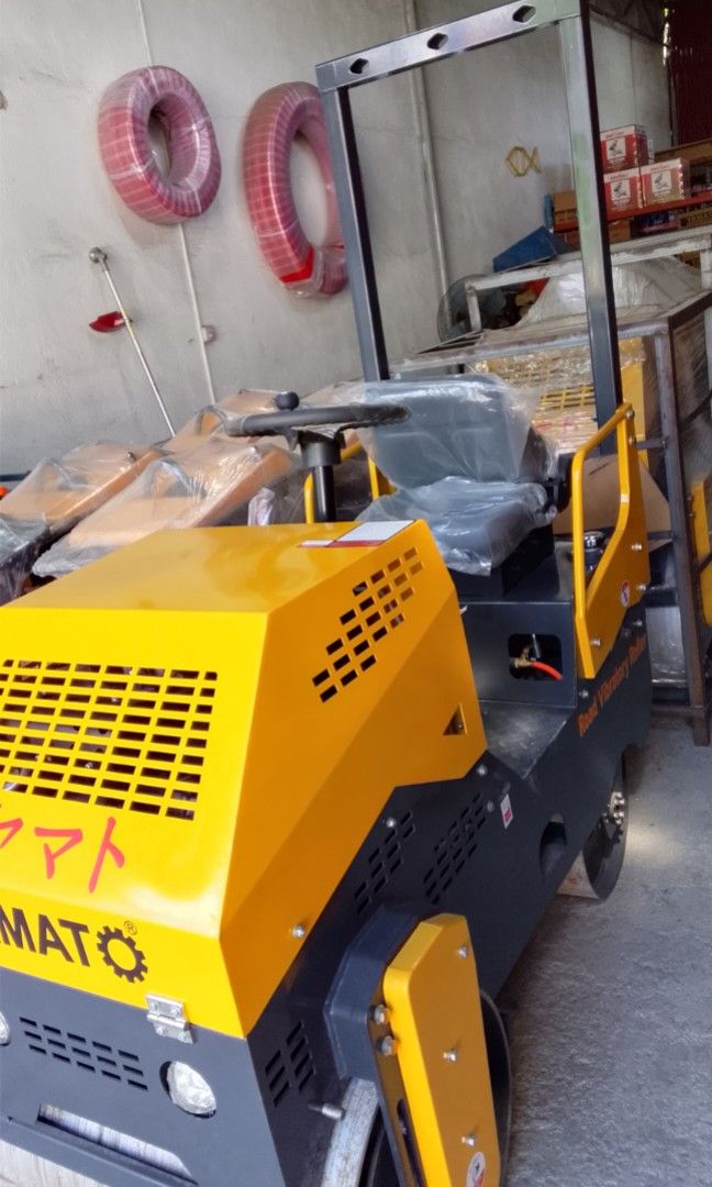 Ride on (Category: Announcements) located in Manila. Submitted by mightystone_e27faa (Listing ID 1469779482, Image 2). Description: YAMATO JAPAN VIBRATORY ROLLER (RIDE ON ) DRUM SPECS👇👇 MODEL: FVR-850 ROLLER SIZE: 2000*850MM RATED POWER: 9.0HP ADVANCE SPEED: 60/MIN DRIVE MODE: HYDRAULIC EXCITING FREQUENCY: 70HZ EXCITING FORCE: 30KN GRADEABILITY: 25% N:W: 700KG WORKING DIRECTION: BI DIRECTION YAMATO JAPAN DIESEL ENGINE 12HP ENGINE SPECS👇 MAX PO