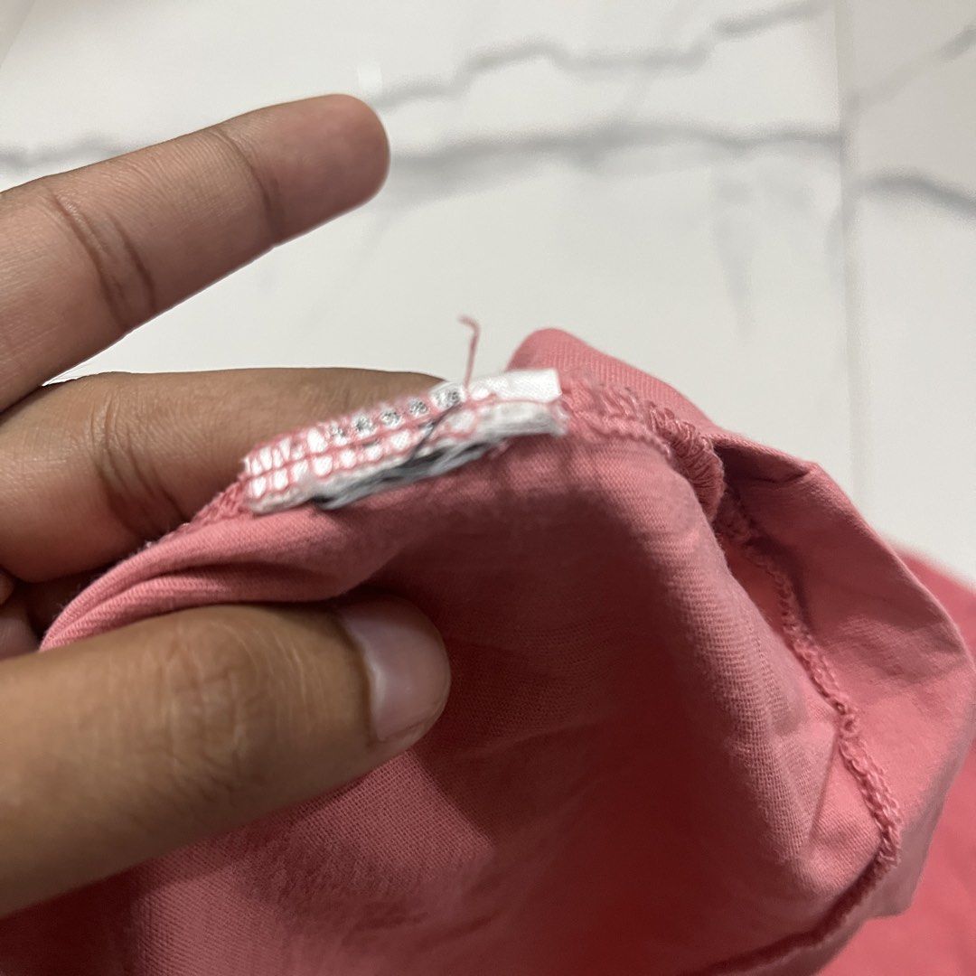 RL Polo (Category: Tshirts & Polo Shirts ) located in Bacoor. Submitted by manonghits_2000 (Listing ID 1469841630, Image 3). Description: RL Polo Authentic New Gen 21.5x27 Good as New No Issue Scannable QR (It Shows Authentic).