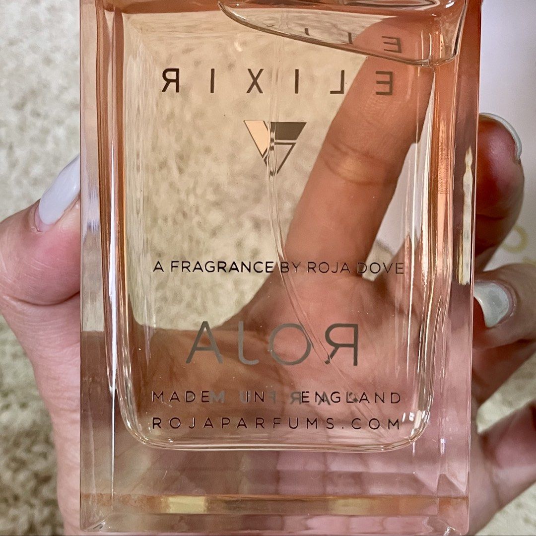 Roja Elixir Essence de Parfum (Category: Fragrance & Deodorants) located in Santiago. Submitted by janinesweetcloset (Listing ID 1469864087, Image 3). Description: Premium /OG qlty perfumes Original scent and original packaging Actual Photo posted Long lasting #perfumeph #maison #lattafa #jomalone #dubaiperfumes #dylanblue #arabperfume #tersterperfume #penhaligon #creed #bacarratrouge #byredo #replica #diptyque #parfumsdemarly #montblanc #valenti
