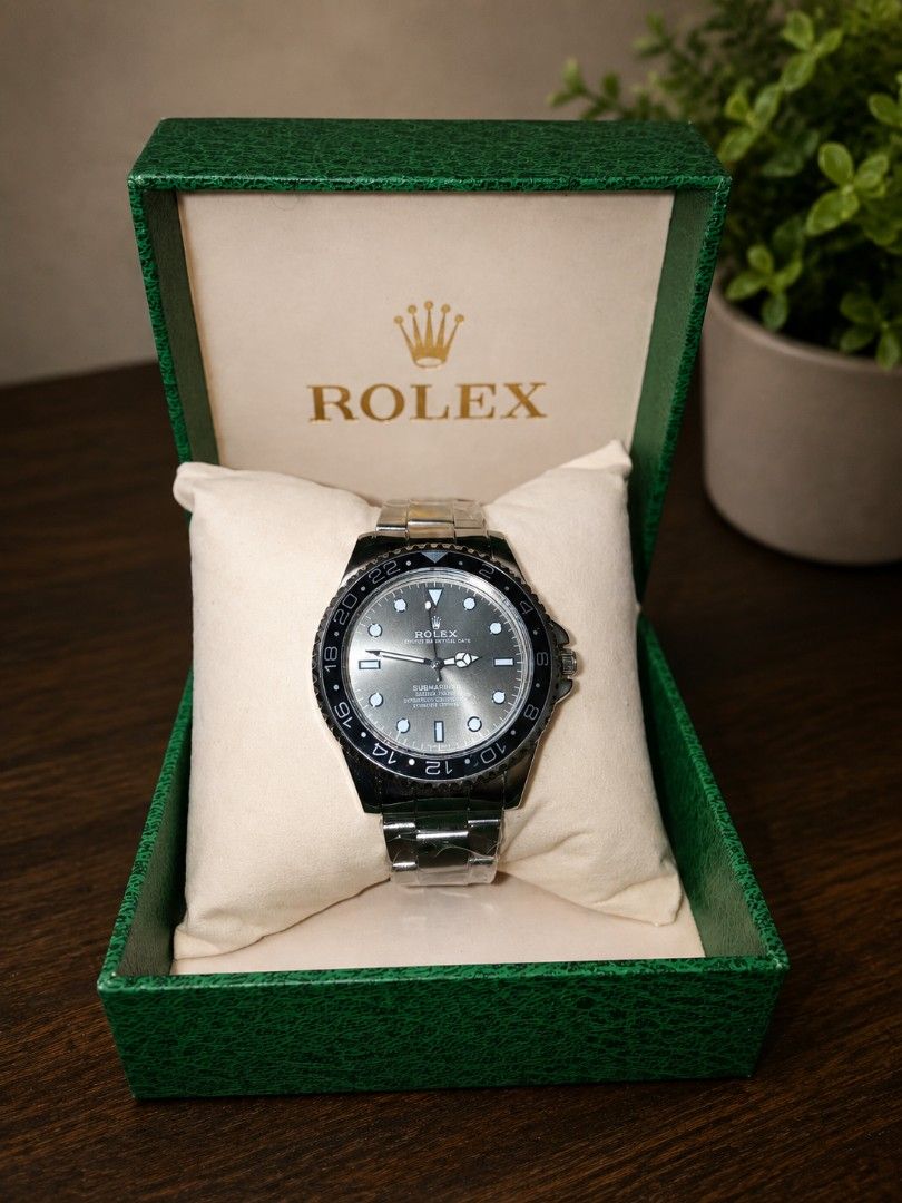 Rolex Brucewayne Submariner (Category: Luxury Watches) located in Manila. Submitted by riju_collection (Listing ID 1469882630, Image 3). Description: Rolex Brucewayne Submariner for only ₱499.