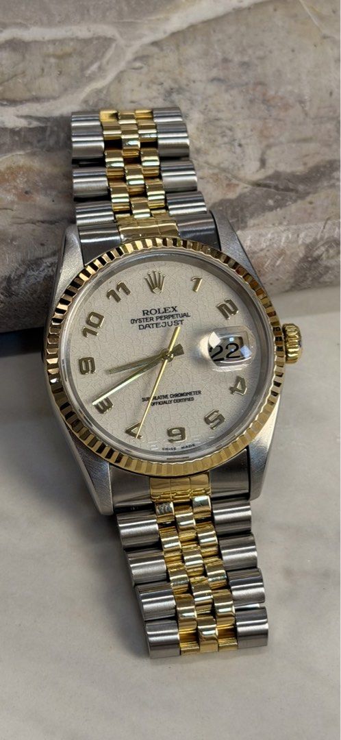 Rolex Datejust 36 (Category: Luxury Watches) located in Quezon City. Submitted by LuxPieces (Listing ID 1469928381, Image 2). Description: Rolex Datejust 36 White Arabic Anniversary Dial Year 1995 No lug holes Ref. 16233 Watch only 9/10 condition 335k only.