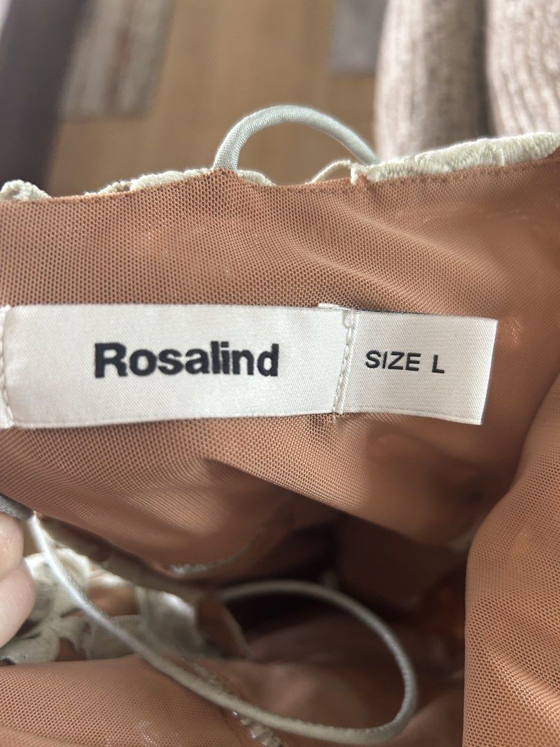 ROSALIND (Category: Dresses) located in Manila. Submitted by shaun_diaz (Listing ID 1469809701, Image 3). Description: .
