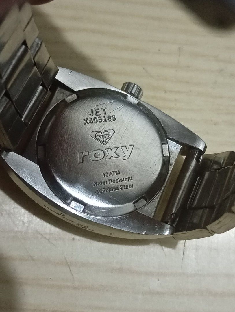 Roxy (Category: Women's Watches) located in Las Pinas. Submitted by quick_deals_great_finds2 (Listing ID 1469889274, Image 3). Description: Original good working condition Quartz with battery 25mm small fits wrist 6.8 inches.