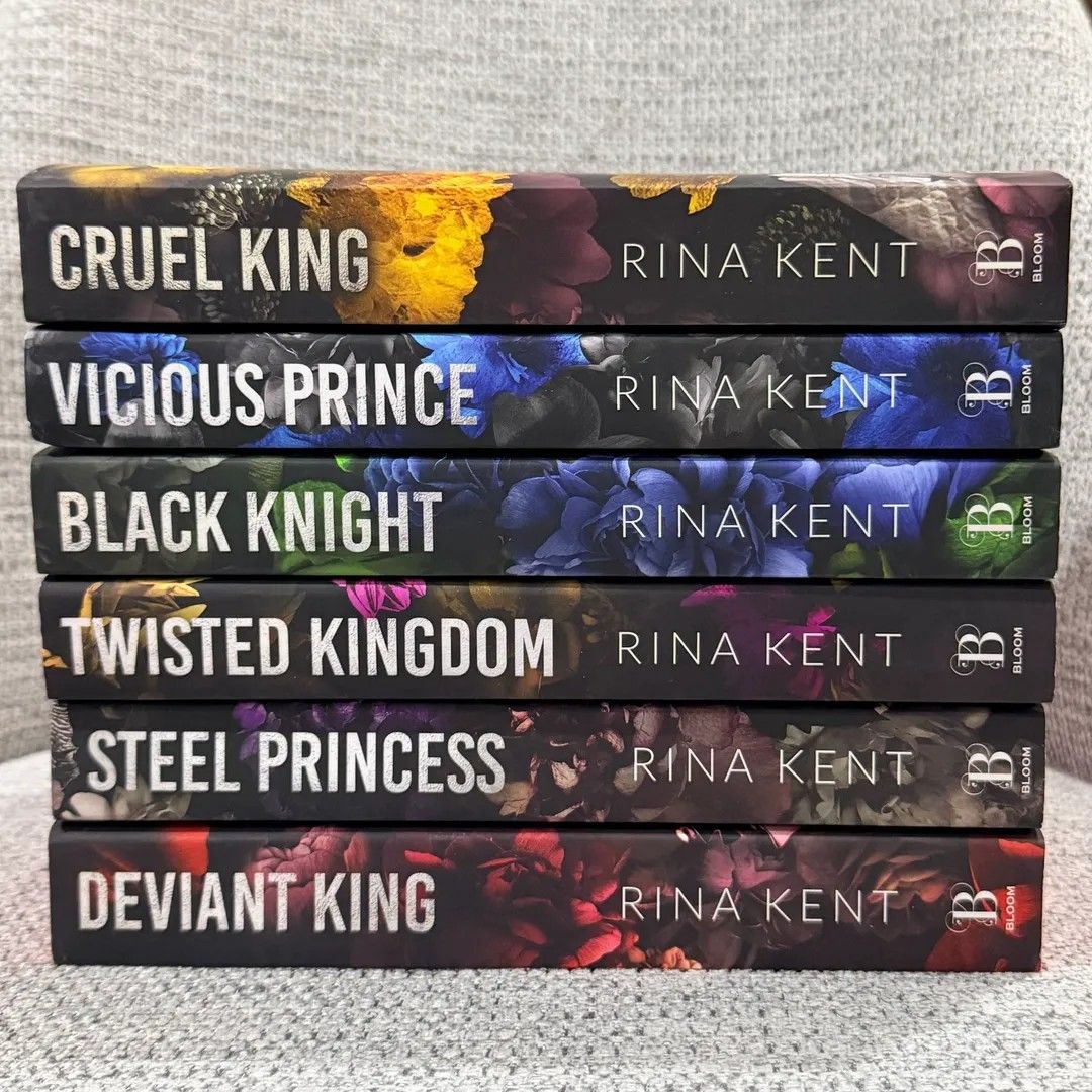 Royal Elite series deluxe paperback (Category: Storybooks) located in Quezon City. Submitted by paperandspineph (Listing ID 1469906583, Image 2). Description: 📚 Royal Elite Deluxe Edition paperback set Onhand: 1 set BRANDNEW ✨ Comment MINE 💌 send DM - name, address, phone, order, MOP, MOD 📌 Strictly no cancellations 💵 full payment only • pay within 24 hours 🏦 Gcash • Bank Transfer 🚚 J&T • Lalamove • Grabexpress.