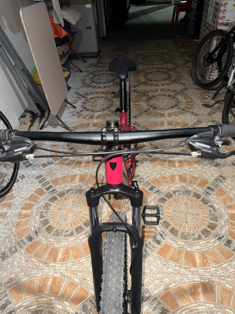 Rush - Negotiable (Category: Bicycles) located in Pasig City. Submitted by carog20 (Listing ID 1469859734, Image 3). Description: Trek Marlin 5 (Gen 2) Radioactive Red M/L.