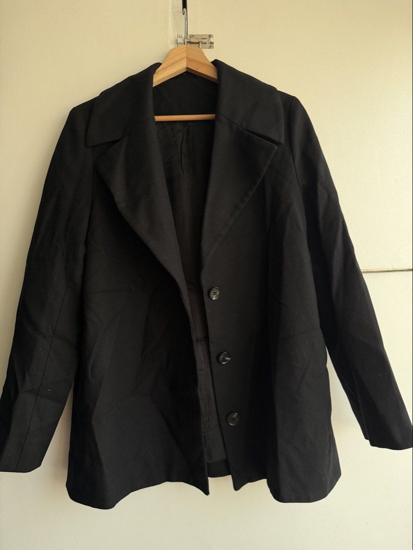 (S) COS single-breasted mid-length coat (Category: Coats, Jackets and Outerwear) located in Quezon City. Submitted by shopgood_mnl (Listing ID 1469839009, Image 1). Description: .