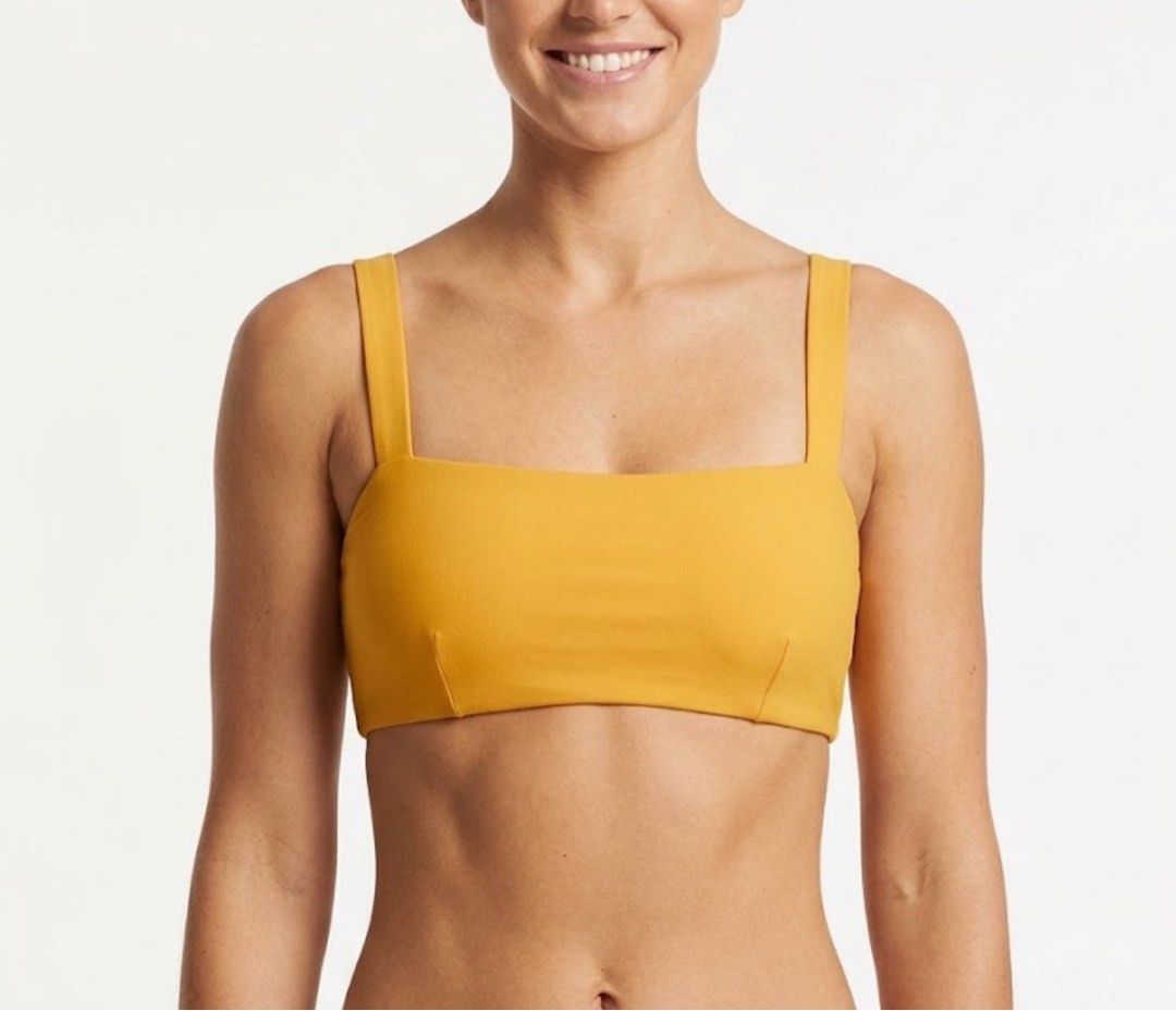 (S) MATTEAU Bikini Top / Swim Top (Category: Bikinis & Swimsuits) located in Manila. Submitted by sunnyfloshop (Listing ID 1469920622, Image 1). Description: Brandnew 🍃Small 🍃Adjustable straps.