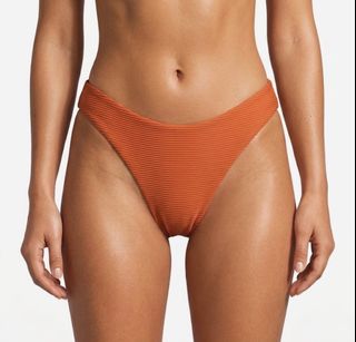 (Category: ) located in . Submitted by sunnyfloshop (Listing ID 1469919323, Image 1). Description: .