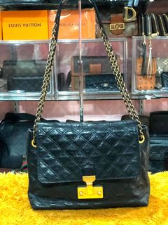 (Category: ) located in . Submitted by cik_coklat (Listing ID 1469790207, Image 1). Description: .