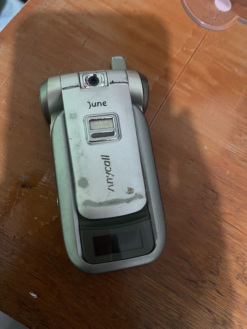 Samsung Anycall SCH V500 untested KOREA LOCKED CELLPHONE (Category: Early Generation Mobile Phones) located in Taguig. Submitted by pureearth.75dd6c (Listing ID 1469760112, Image 1). Description: -Korea locked phone -no simcard inseted -as is untested -good for collection -unit only , no charger Meet up: Bicutan area.