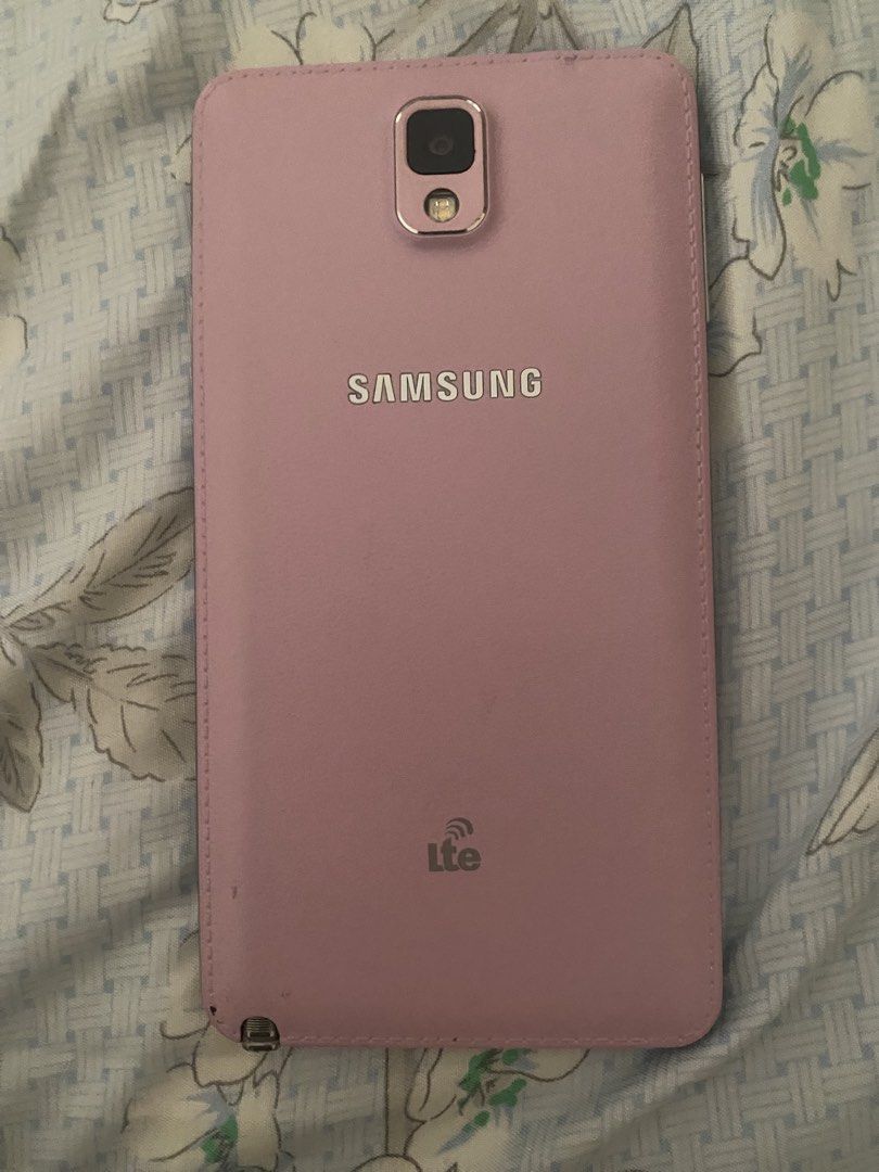 SAMSUNG GALAXY NOTE 3 (Category: Office & Business Technology) located in Santa Rosa. Submitted by wayn_ (Listing ID 1469817943, Image 2). Description: working but no charger with battery.