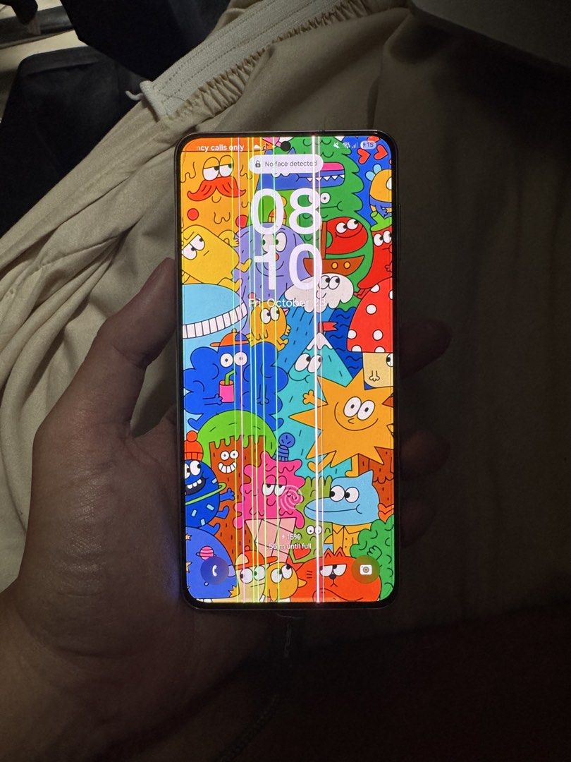 Samsung S21+ Silver 8/256 GB (Category: Samsung) located in Pasay City. Submitted by girtana (Listing ID 1469760002, Image 2). Description: Samsung S21+ 8/256 Dual physical sim Got from Globe but openline na for both sim Issue: lines as pic and back glass glue is not sticking properly Unit and box only .
