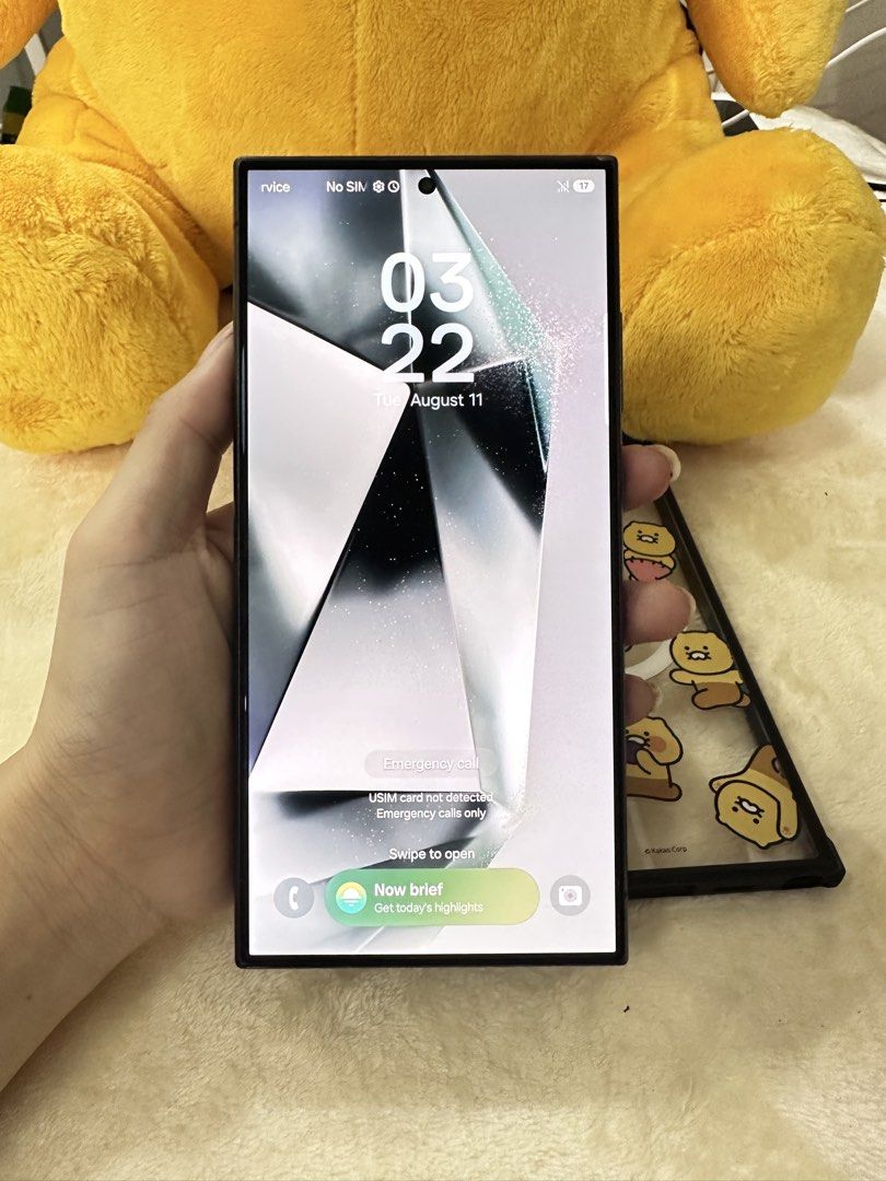 SAMSUNG S24 ULTRA (Category: Samsung) located in Mandaluyong City. Submitted by jezel01 (Listing ID 1469777768, Image 2). Description: SAMSUNG S24 ULTRA 256GB 12GB RAM Openline issue: slight gap Unli check Unli reset .