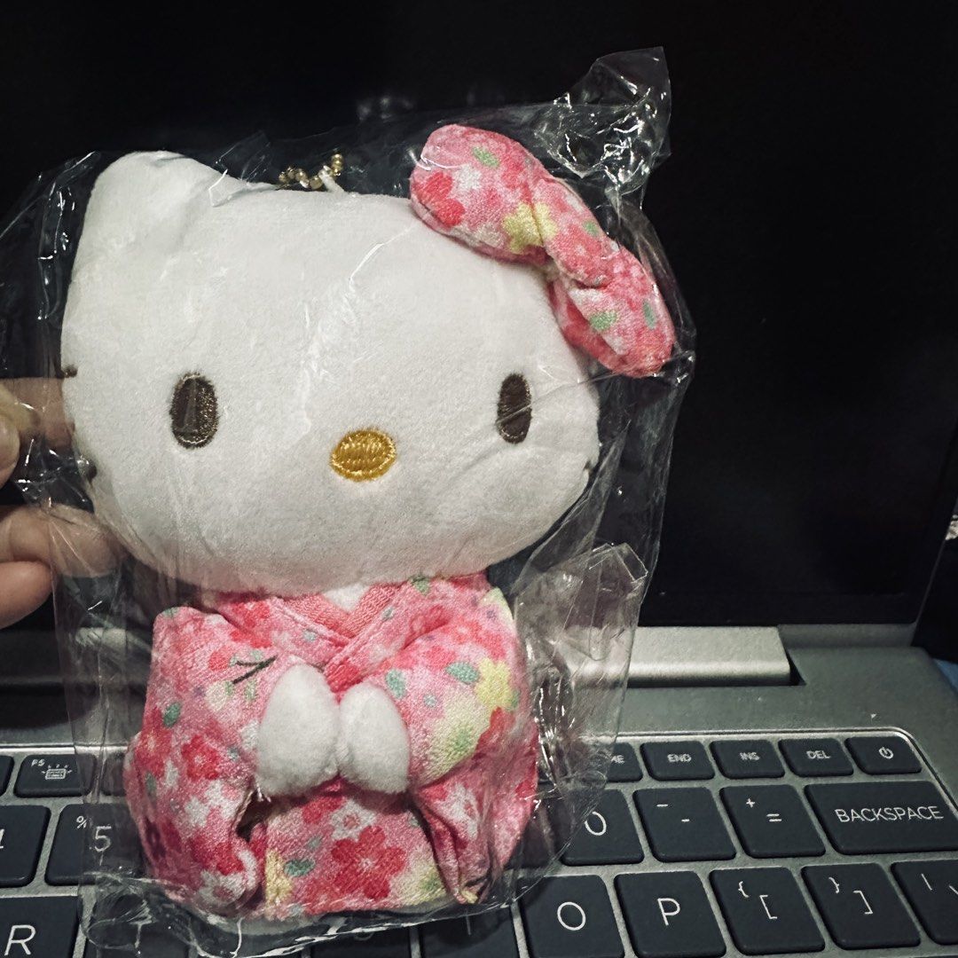 Sanrio Hello Kitty Kimono Plush Keychain (Category: Plushies & Soft Toys) located in Makati City. Submitted by reinboo_collection (Listing ID 1469886186, Image 1). Description: - Authentic Sanrio Kitty plush mascot - Features a charming pink floral kimono and matching pink kimono bow - Includes a convenient ball chain attachment for bags or keys - Brand new, unopened in original plastic packaging - Original paper tag still attached - Imported dir