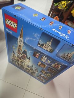 FROZEN SUPER RARE AUTHENTIC SEALED LEGO Disney The Ice Castle 43197 ...