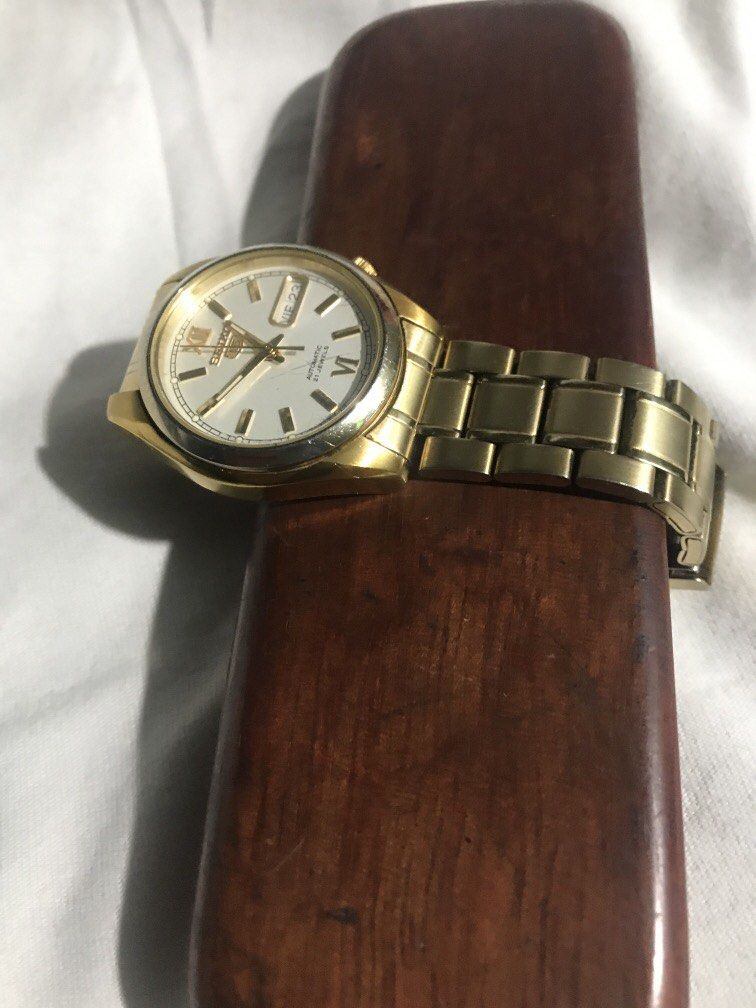 Seiko 7s26~01vo Authomatic original (Category: Men's Watches) located in Baguio. Submitted by agozun61 (Listing ID 1469798432, Image 3). Description: Original seiko 7s26-01vo Authomatic.All original parts .Gold plated good running condition ..