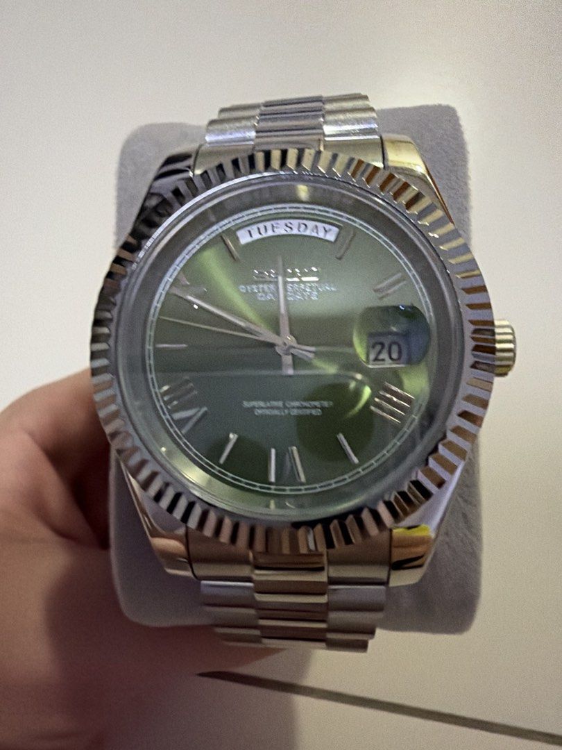 Seiko Mod Day-date 39mm, Luxury, Watches on Carousell