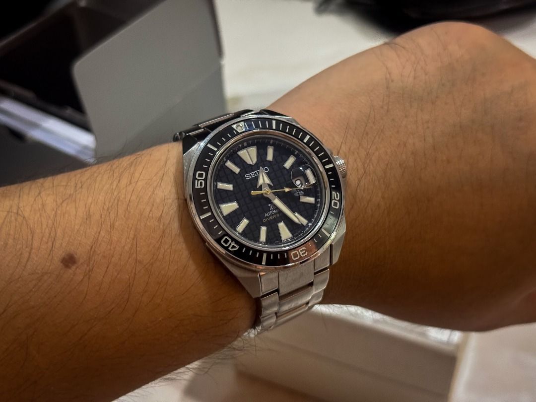 Seiko Prospex King Samurai (Category: Luxury Watches) located in Dasmarinas. Submitted by alvinford (Listing ID 1469923198, Image 2). Description: Seiko Prospex SRPE35K1 aka King Samurai DOP Q1 2025, seldom used 9.5/10 pristine condition Complete Set: -Watch Itself -Complete Link -Outer/Inner Box w/Cushion -Manuals and Warranty Card .