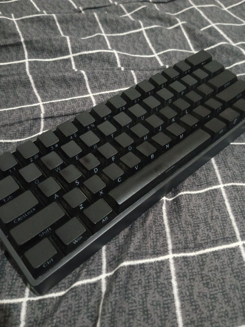SELLING AULA WIN60 HE FOR ₱1,350 (Category: Computer Keyboard) located in Lupao. Submitted by sellercarl24 (Listing ID 1469928867, Image 1). Description: .