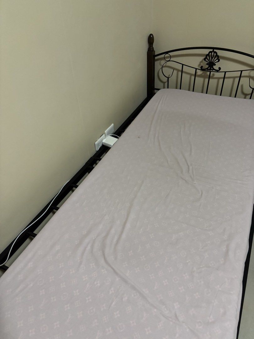 Semi-single bed (mattress + bed frame) (Category: Bed Frames & Mattresses) located in Quezon City. Submitted by goldbrews (Listing ID 1469920854, Image 2). Description: Semi sinlge mattress and bed frame - mattress size 30 x 75 - bed frame 36 x 75 CAN BUY MATTRESS OR FRAME ONLY! PREFER IF BUYING BOTH.