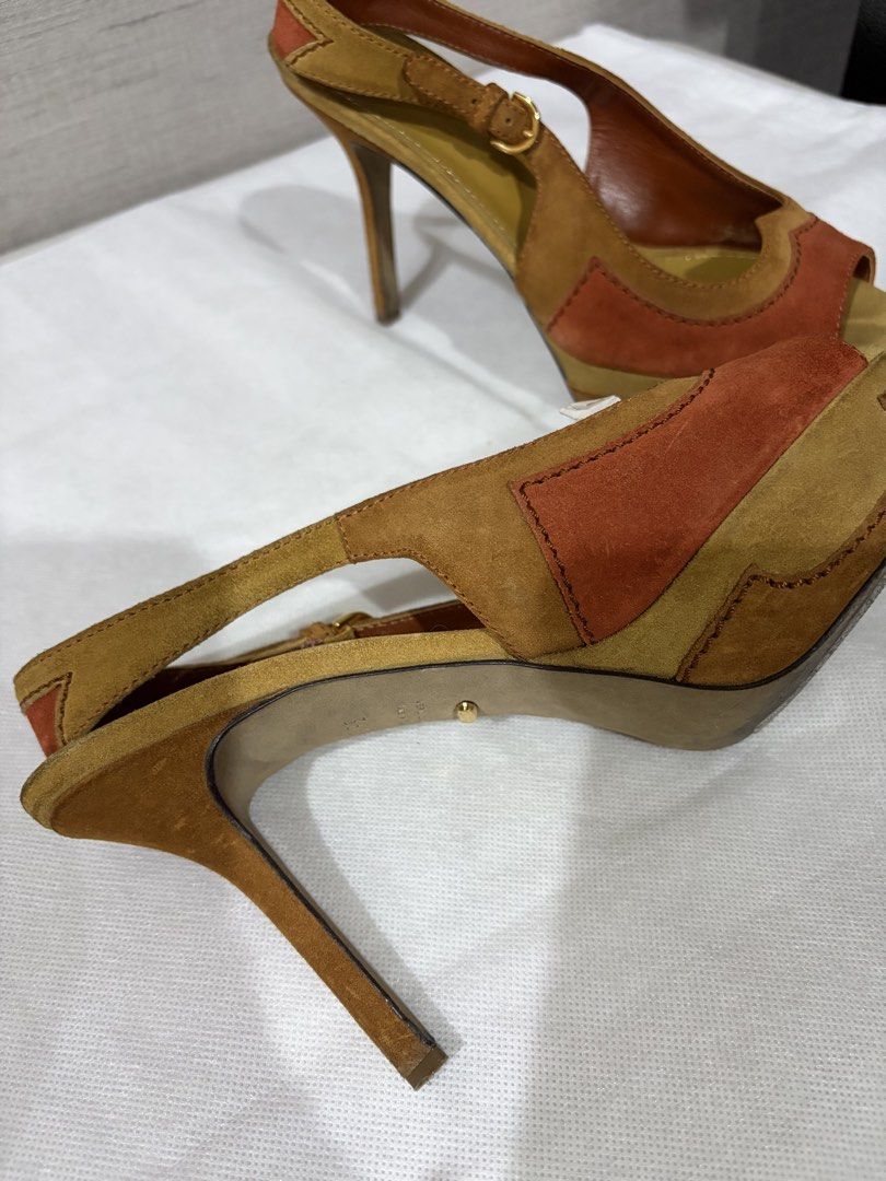 Sergio Rossi Heels Size 6 (Category: Heels) located in Quezon City. Submitted by littlemissvelvet (Listing ID 1469843481, Image 1). Description: Sergio Rossi Tri Color Suede Heels Fits size 6 or EU 36 Very Sad to part with this shoe but i have to make space for my baby’s things. Sacrifices of a mother. .