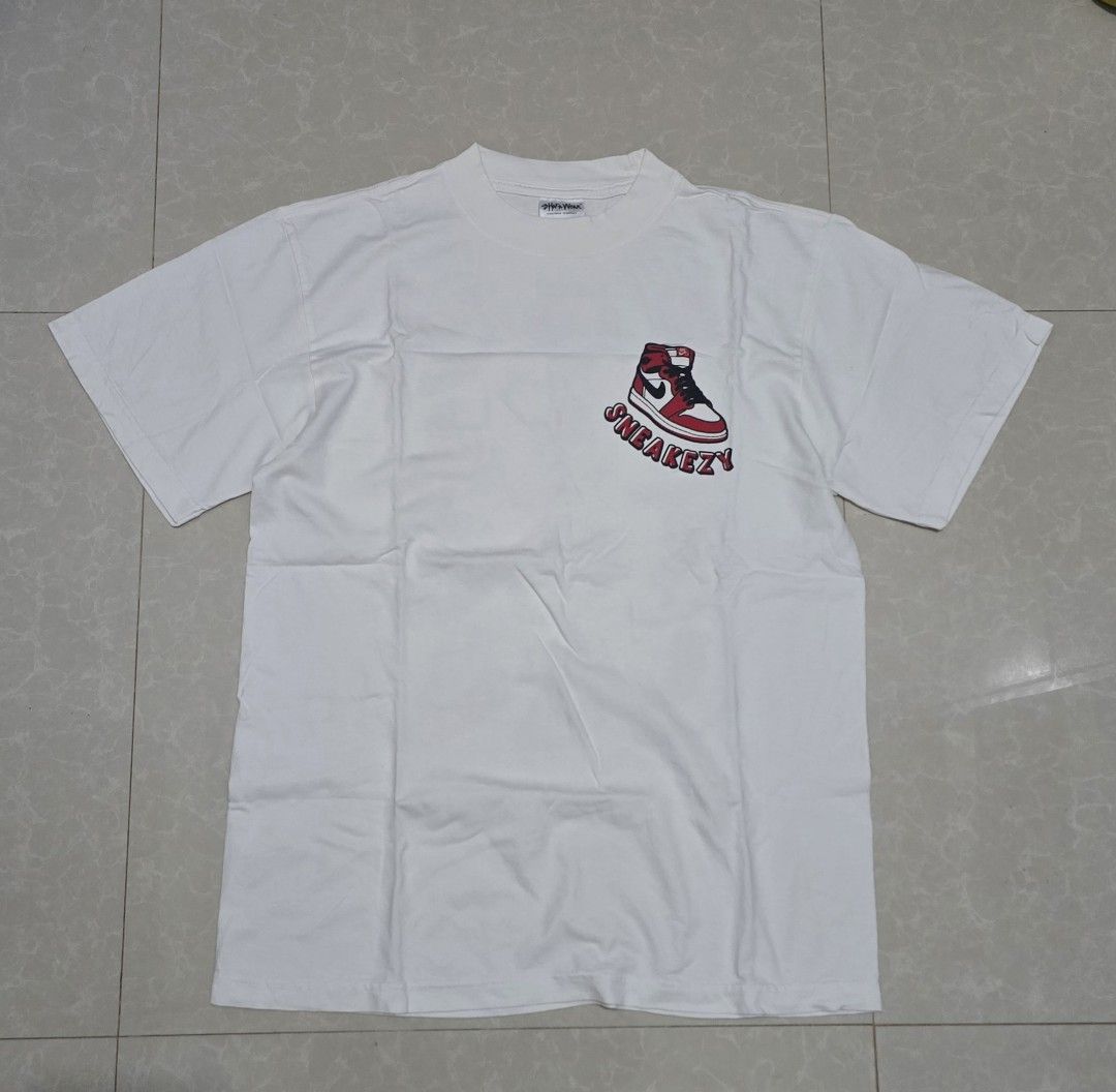 Shaka Wear (Category: Tshirts & Polo Shirts ) located in El Nido. Submitted by marco.tandoc (Listing ID 1469907759, Image 1). Description: size: medium fit to large width: 21 length: 28 no issue.