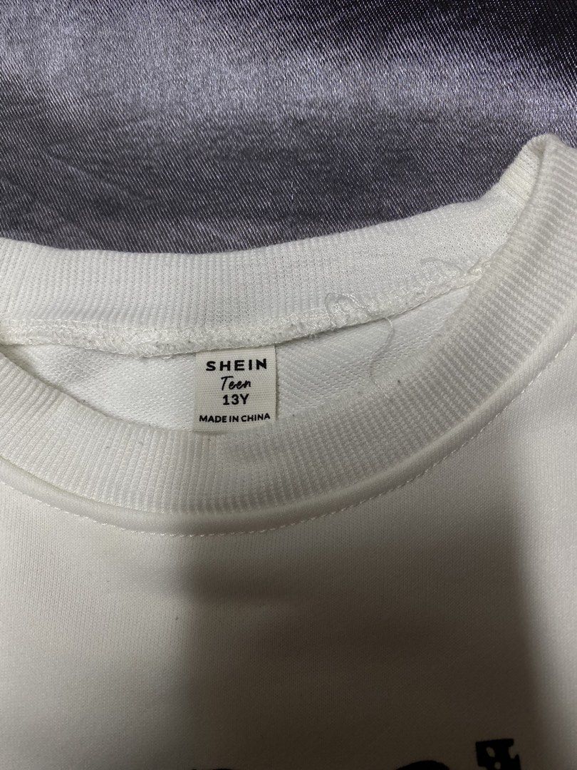Shein Sweatshirt (Category: Coats, Jackets and Outerwear) located in General Trias. Submitted by kevinthriftshop (Listing ID 1469907328, Image 2). Description: .