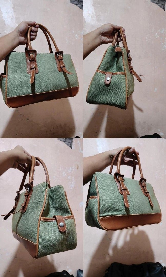 Shoulder bag (Category: Shoulder Bags) located in Manila. Submitted by jays_shop (Listing ID 1469923910, Image 1). Description: Ukay bag/pre-loved bag..