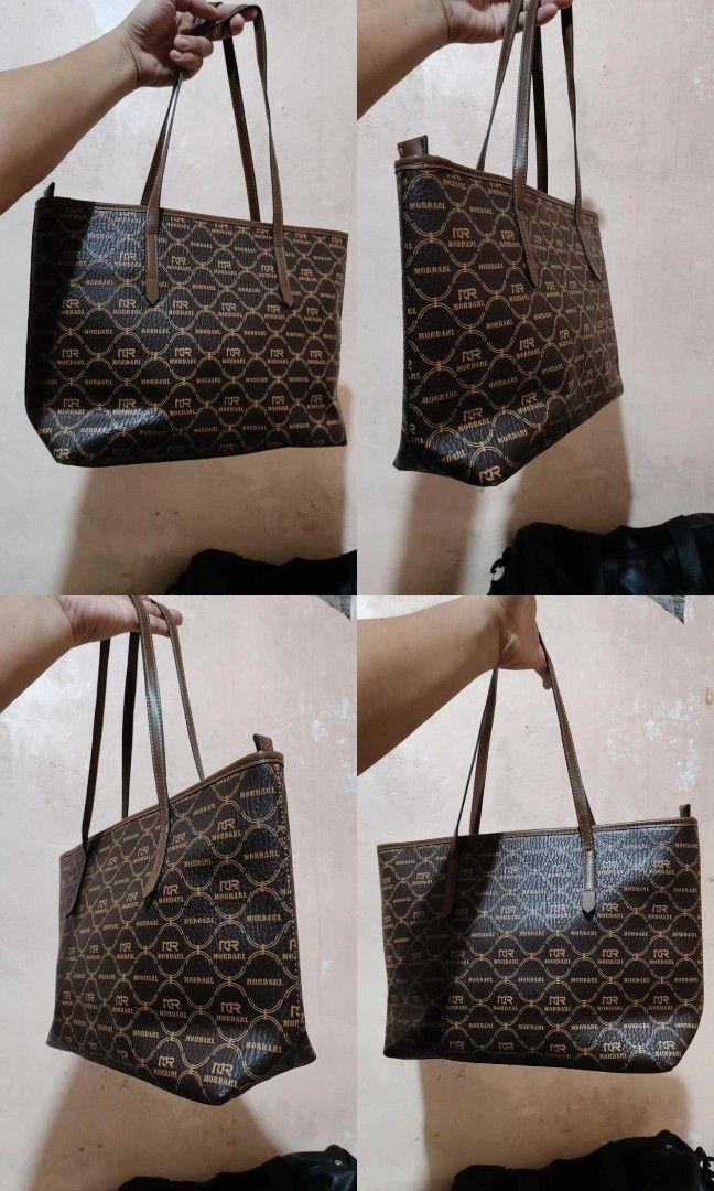 Shoulder bag (Category: Shoulder Bags) located in Manila. Submitted by jays_shop (Listing ID 1469923993, Image 1). Description: Ukay bag/pre-loved bag..