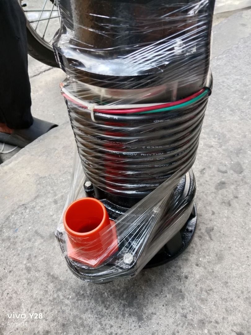Showfou Submersible Pump(sewage) Specs: 1HP/ 3phase (Category: Everything Else Others) located in Manila. Submitted by 09171479278_elsie. (Listing ID 1469768490, Image 2). Description: Showfou Submersible Pump(sewage) Specs: 1HP/ 3phase.