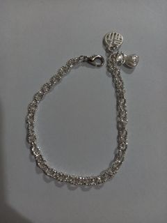 (Category: ) located in . Submitted by TKH_crystal (Listing ID 1469916187, Image 1). Description: .