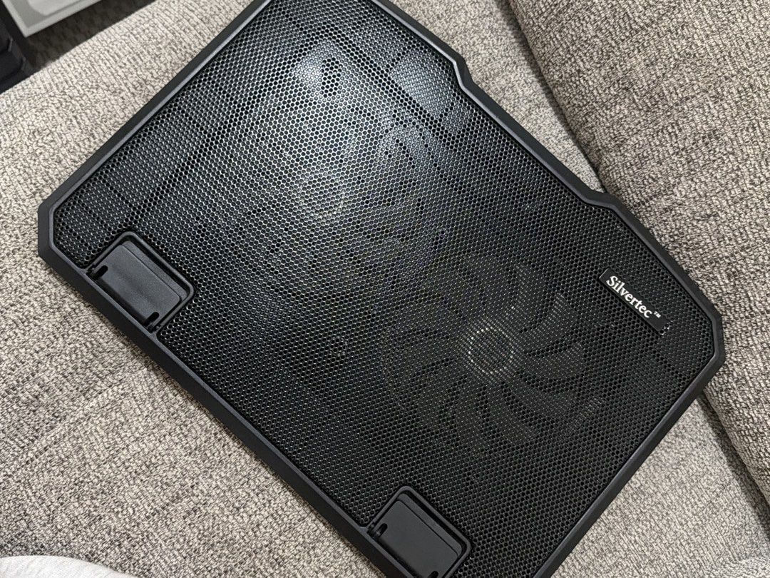 SILVERTEC LAPTOP COOLING PAD (Category: Laptops & Notebooks) located in Manila. Submitted by shopmnl_0213 (Listing ID 1469794821, Image 2). Description: .
