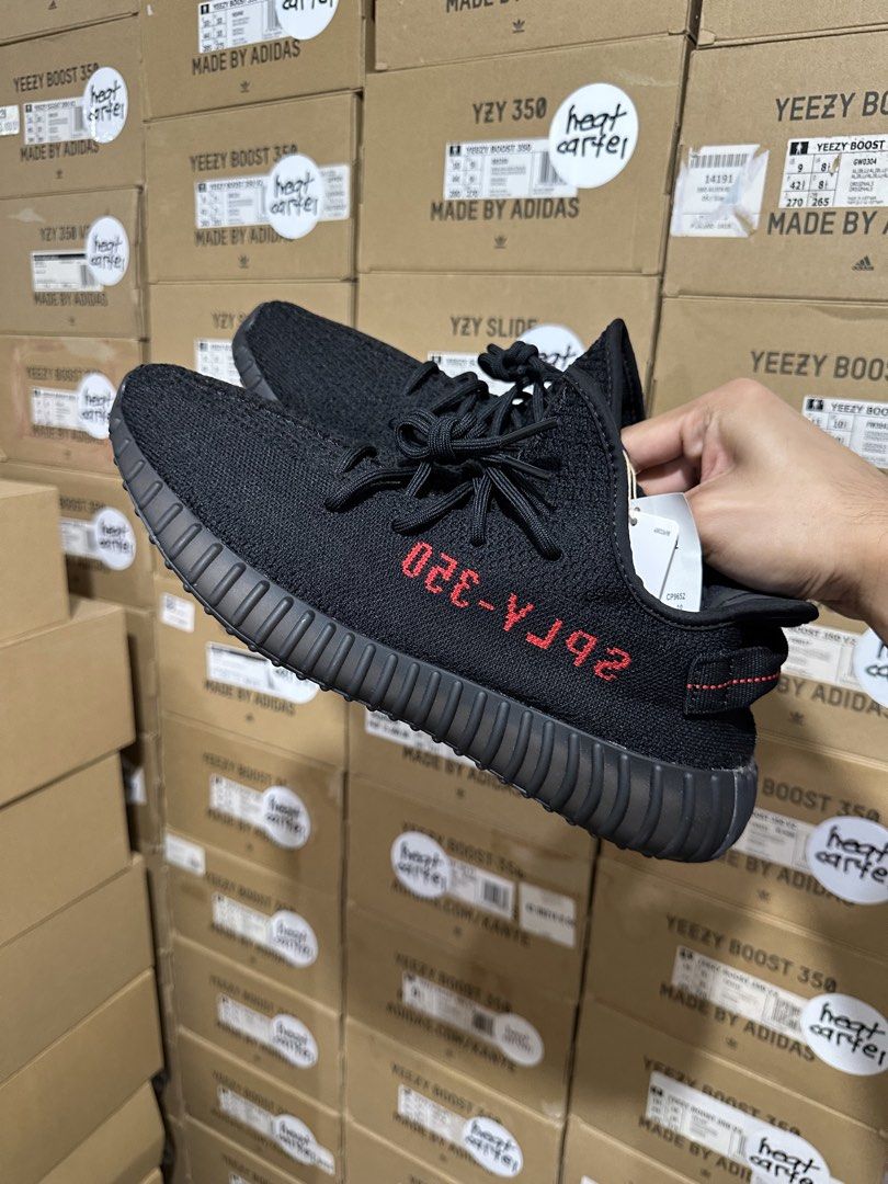 size 10.5 Yeezy 350 V2 Bred (Category: Sneakers) located in Cavite. Submitted by heatcartel_ (Listing ID 1469762541, Image 1). Description: SRP only 💯 COD/COP nationwide Yeezy 350 V2 Bred - size 10.5 brand new ₱13,000 only vermosa / evia alabang / ATC / MOA meet up📍.