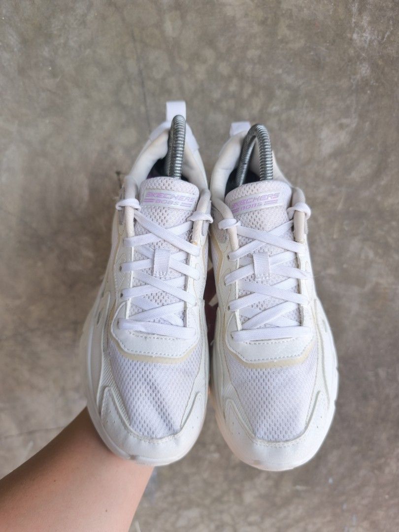Skechers BOBS Flex Hi - Forces (Category: Sneakers) located in Baguio. Submitted by soleseekerph (Listing ID 1469902468, Image 3). Description: US 7, Euro 37(38), 24 cm Minor heel drags, thick sole not heavy.