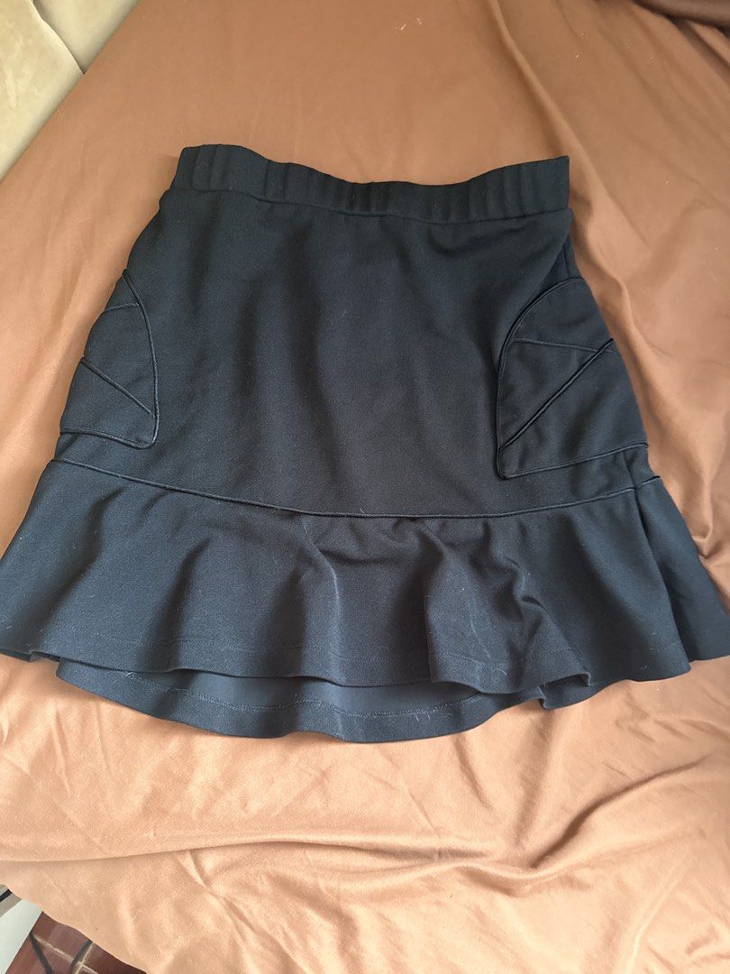 Skirts (2pcs) (Category: Skirts) located in Cainta. Submitted by vnncassandra (Listing ID 1469872730, Image 1). Description: 2 pcs .