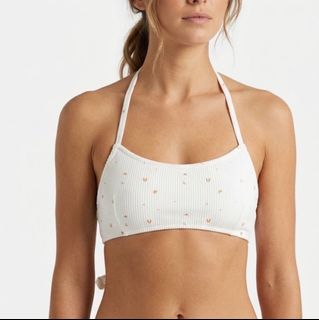 (Category: ) located in . Submitted by sunnyfloshop (Listing ID 1469920527, Image 1). Description: .