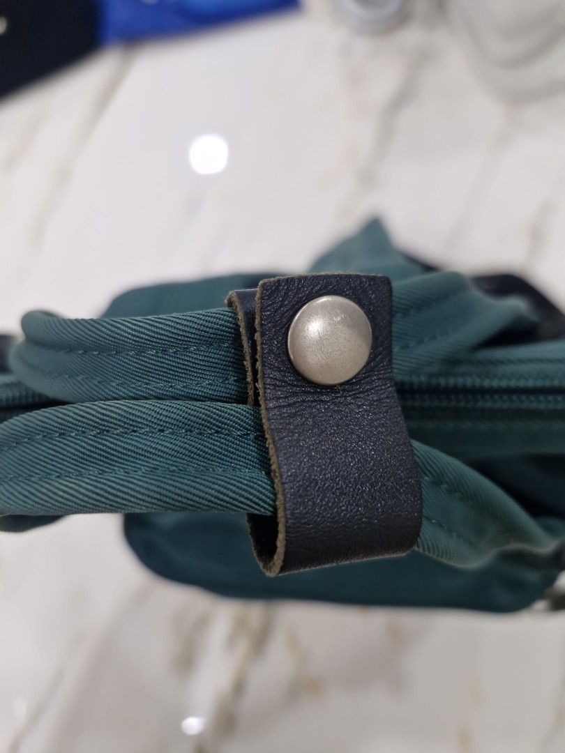 Small Anello Green Backpack (Category: Backpacks) located in Quezon City. Submitted by thercor (Listing ID 1469947073, Image 2). Description: Authentic green Anello backpack - Slight fabric wear, but overall clean and functional.