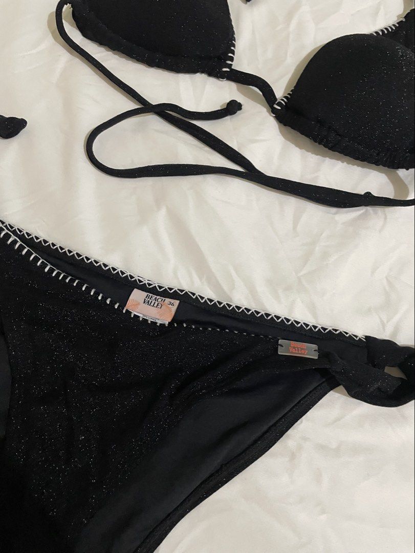 small swim suit bikini set (Category: Bikinis & Swimsuits) located in Manila. Submitted by mariali_ (Listing ID 1469902136, Image 2). Description: this is brand new, just tried it on once but never pa na worn outside. rfs: decluttering .