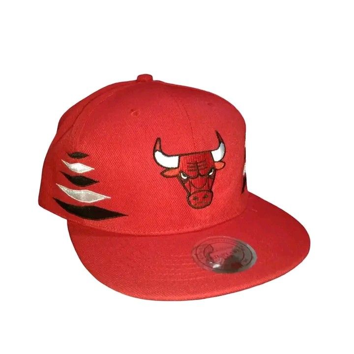 Snapback Caps (Category: Caps & Hats) located in Iloilo. Submitted by jaypeevilla (Listing ID 1469805844, Image 3). Description: 7 ¼".