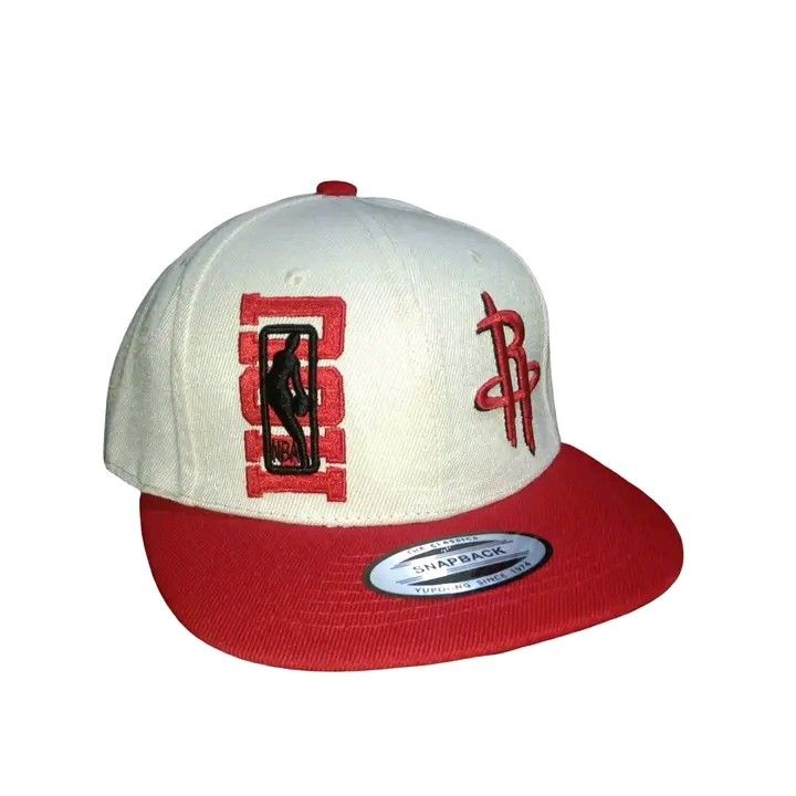 Snapback Caps (Category: Caps & Hats) located in Iloilo. Submitted by jaypeevilla (Listing ID 1469805844, Image 2). Description: 7 ¼".