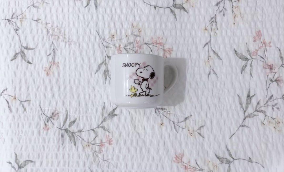 Snoopy coffee mug (Category: Coffee & Tea Tableware) located in Carmona. Submitted by myy_yy (Listing ID 1469921044, Image 1). Description: .