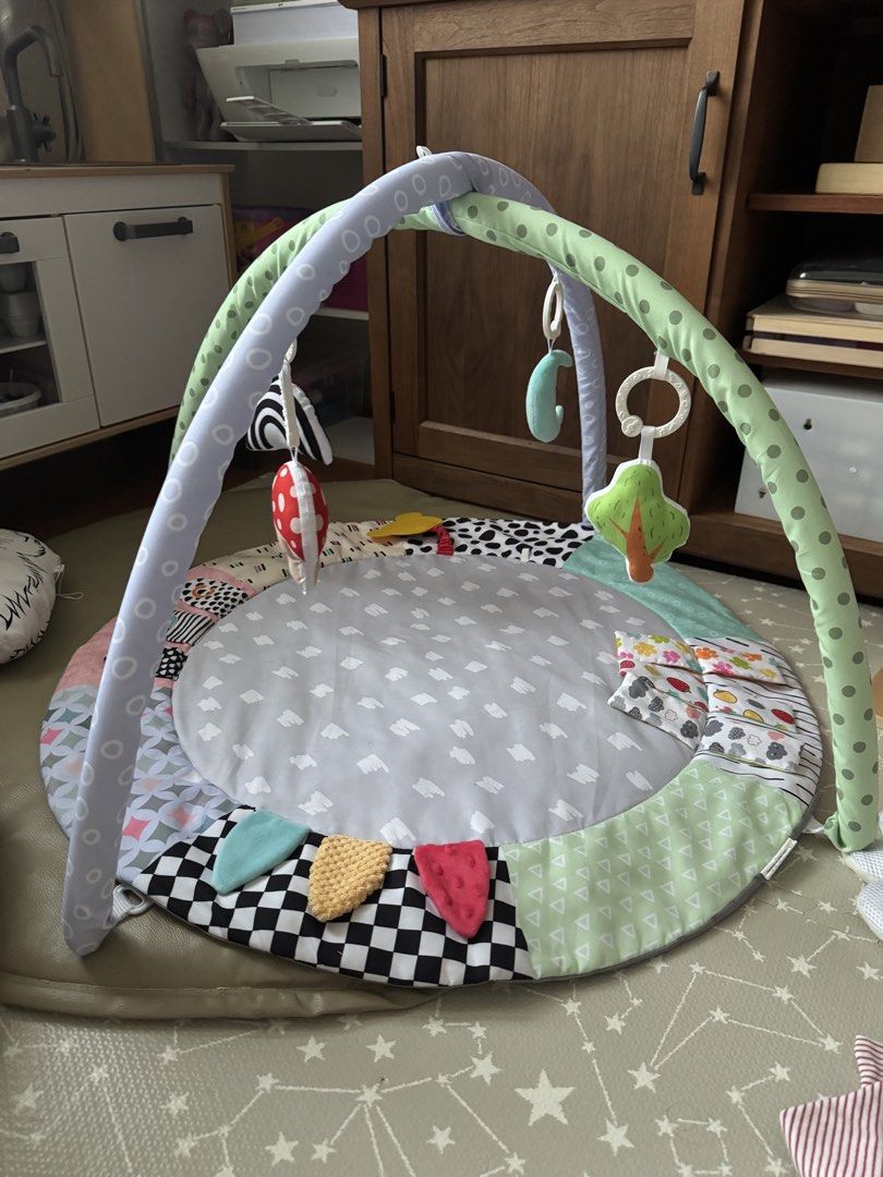 Soft Baby Gym (Category: Other Kids Furniture) located in Mandaluyong City. Submitted by grmnk (Listing ID 1469868673, Image 2). Description: Gently used Grab / Lalamove pick-up from Mandaluyong BPI / GCash.