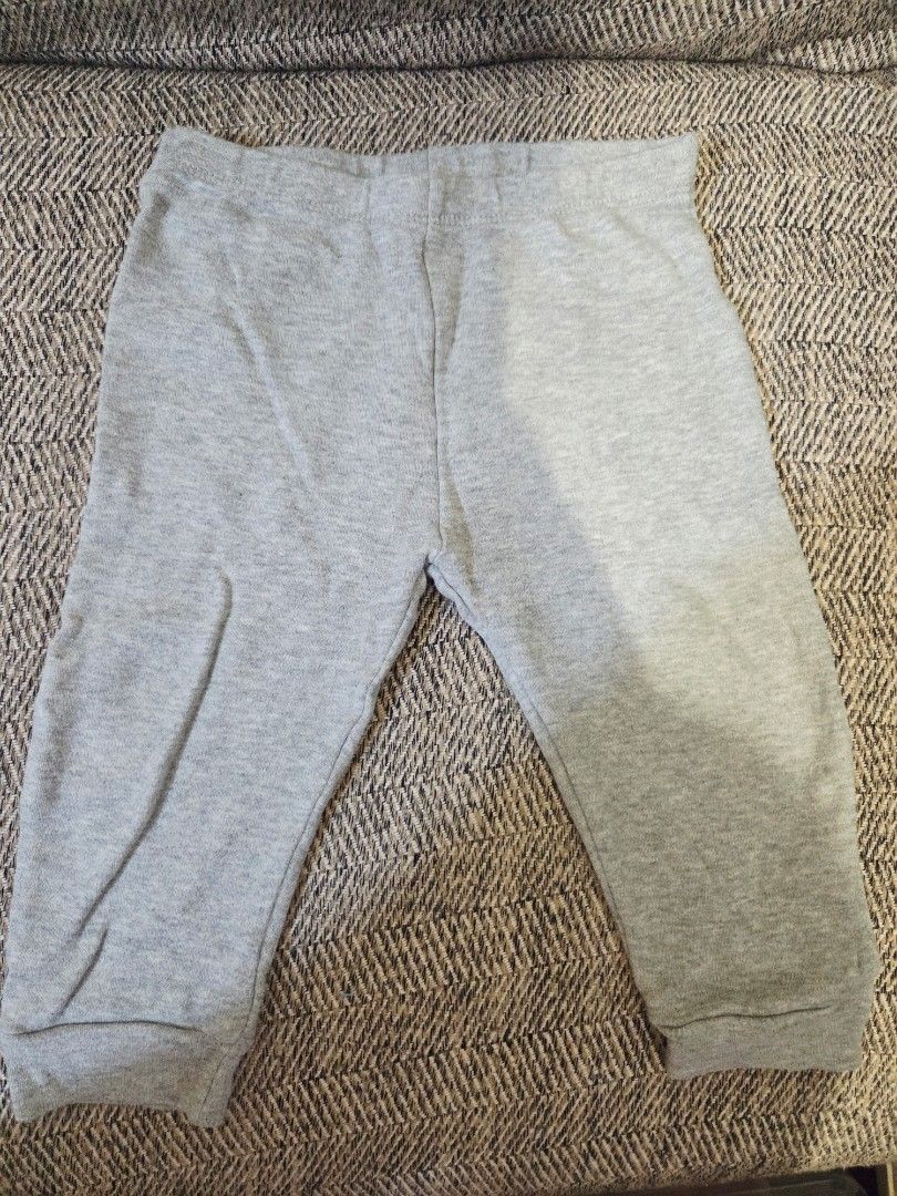 Soft Cotron Baby leggings pants bundle size 24M (Category: Babies & Kids Fashion) located in Mandaluyong City. Submitted by angels_collection_usa (Listing ID 1469828234, Image 3). Description: Preloved of my son. Made of 100% cotton. Bundle of 4 baby leggings in light blue, grey, beige, and navy blue. Made of soft, comfortable cotton with elastic waist and cuffs. Fits infants and toddlers, perfect for everyday wear. 2 sets available.